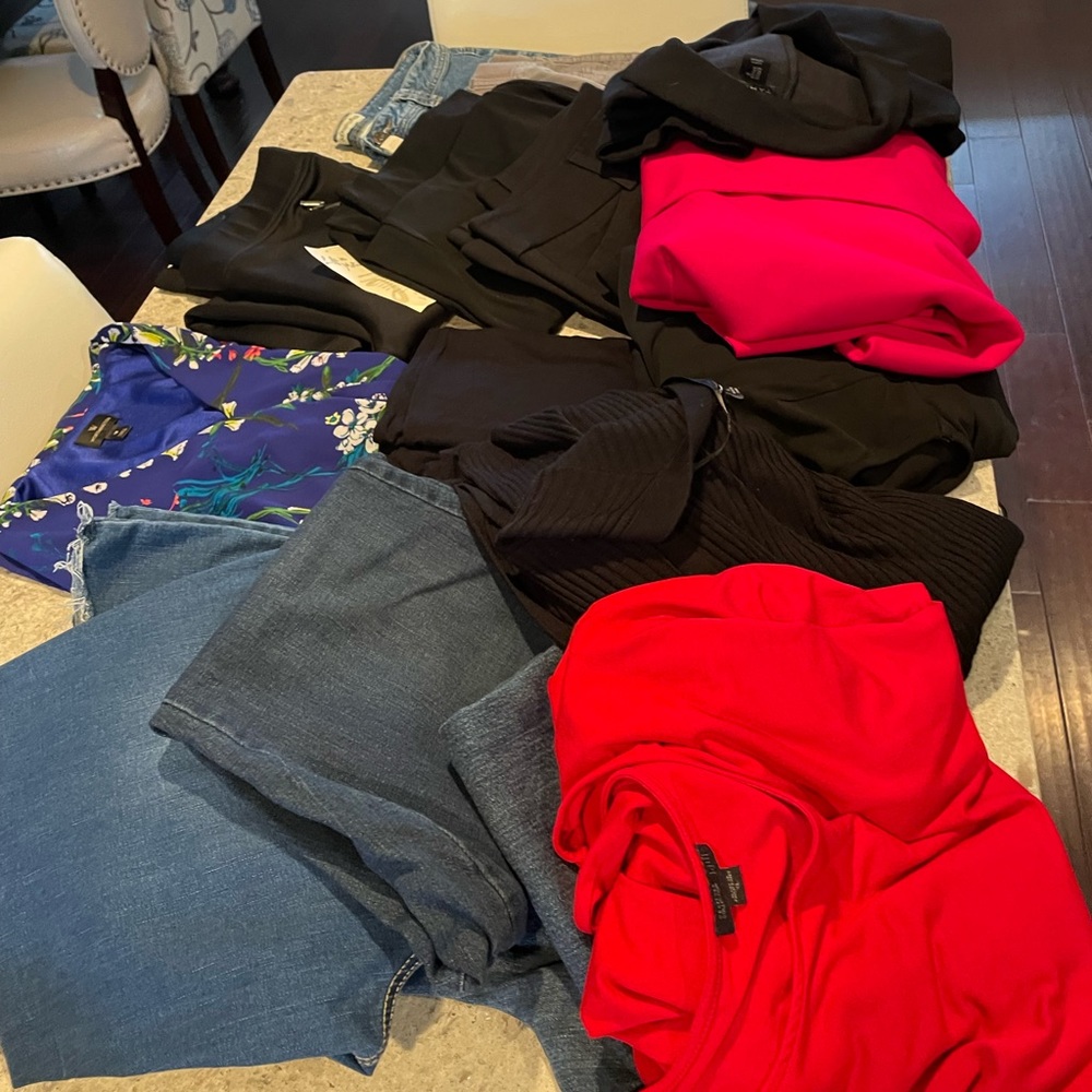 Huge Bundle of Women’s clothes 15 items